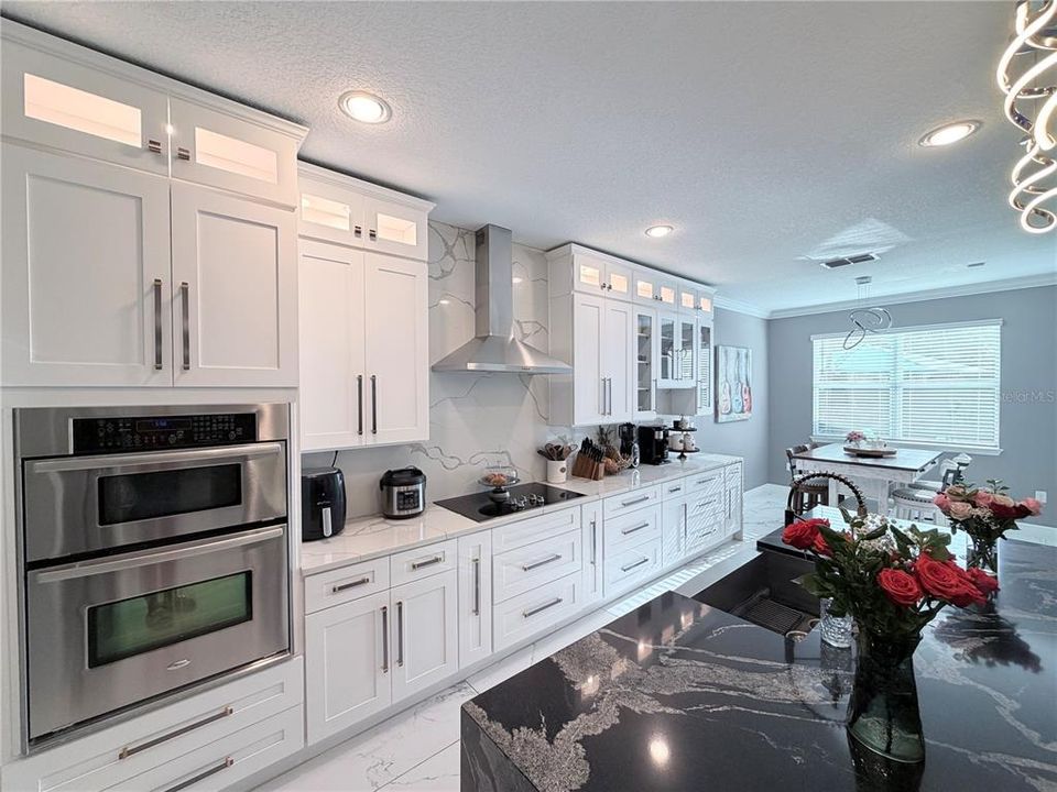 For Sale: $895,000 (4 beds, 2 baths, 2648 Square Feet)