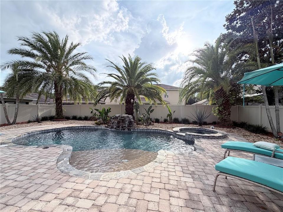 For Sale: $895,000 (4 beds, 2 baths, 2648 Square Feet)