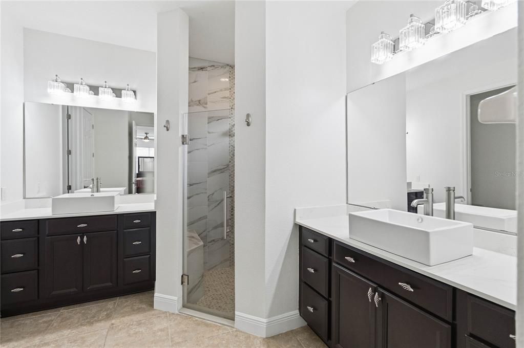 For Sale: $504,900 (3 beds, 3 baths, 2750 Square Feet)
