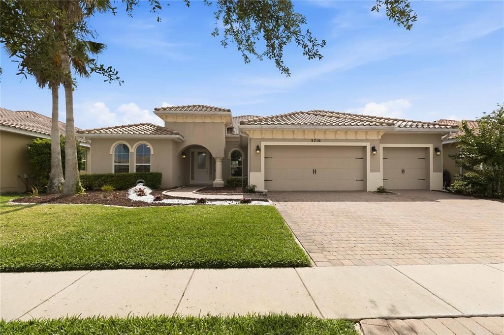 For Sale: $504,900 (3 beds, 3 baths, 2750 Square Feet)