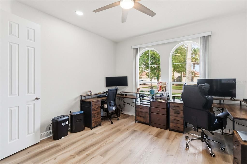 For Sale: $504,900 (3 beds, 3 baths, 2750 Square Feet)