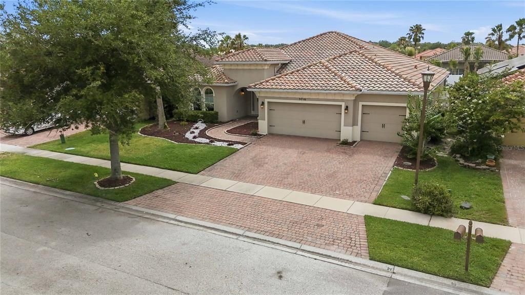 For Sale: $504,900 (3 beds, 3 baths, 2750 Square Feet)