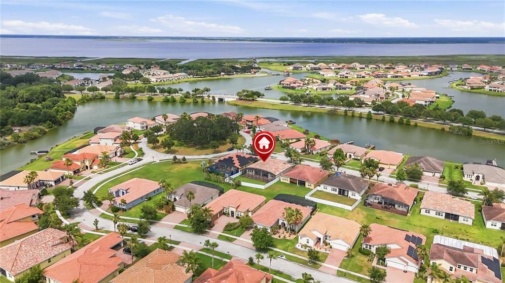 For Sale: $504,900 (3 beds, 3 baths, 2750 Square Feet)
