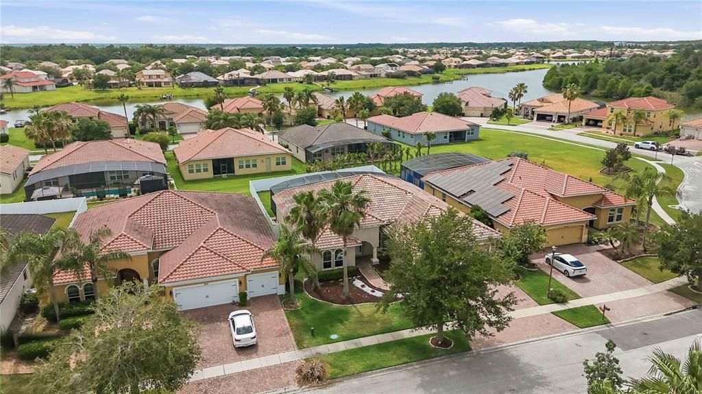 For Sale: $504,900 (3 beds, 3 baths, 2750 Square Feet)
