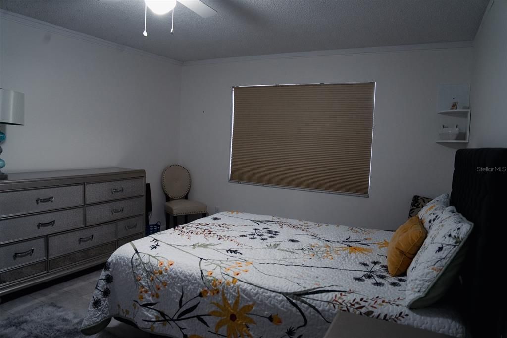 For Sale: $90,000 (1 beds, 1 baths, 703 Square Feet)