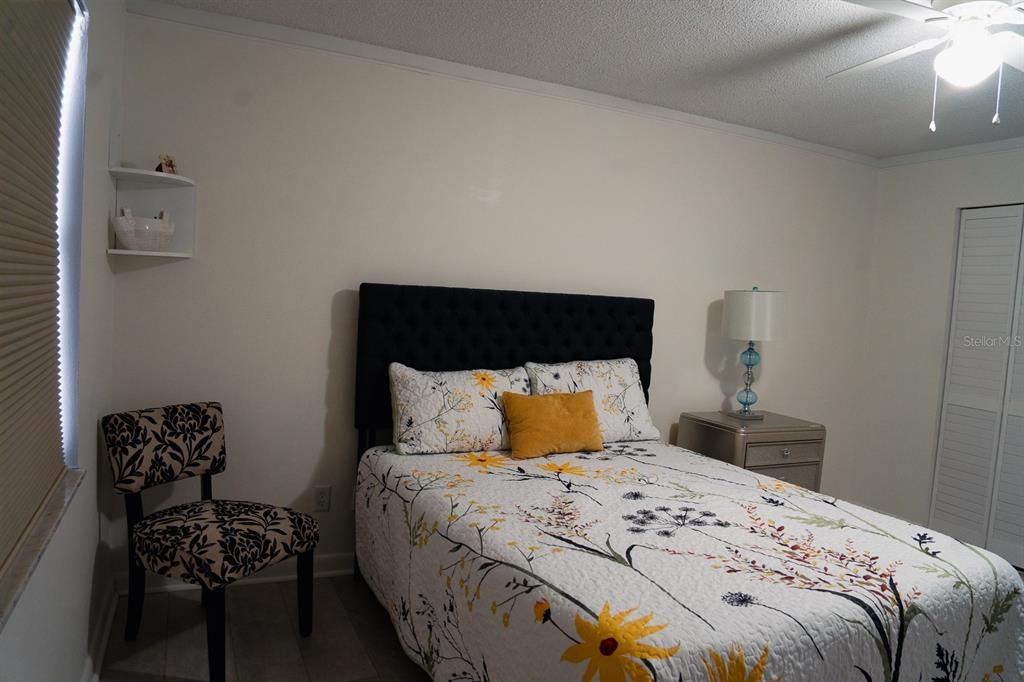 For Sale: $90,000 (1 beds, 1 baths, 703 Square Feet)