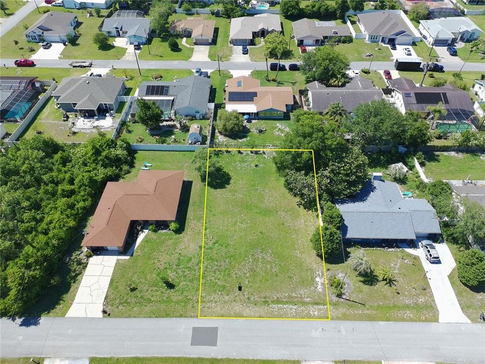 Activo con contrato: $75,000 (0.23 acres)