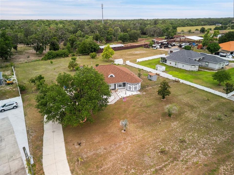 For Sale: $635,000 (4 beds, 2 baths, 2570 Square Feet)