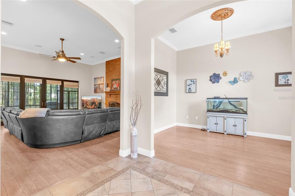 For Sale: $819,000 (4 beds, 2 baths, 2577 Square Feet)