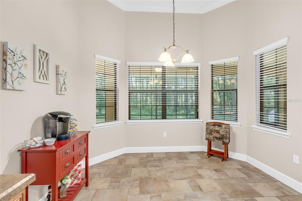 For Sale: $819,000 (4 beds, 2 baths, 2577 Square Feet)