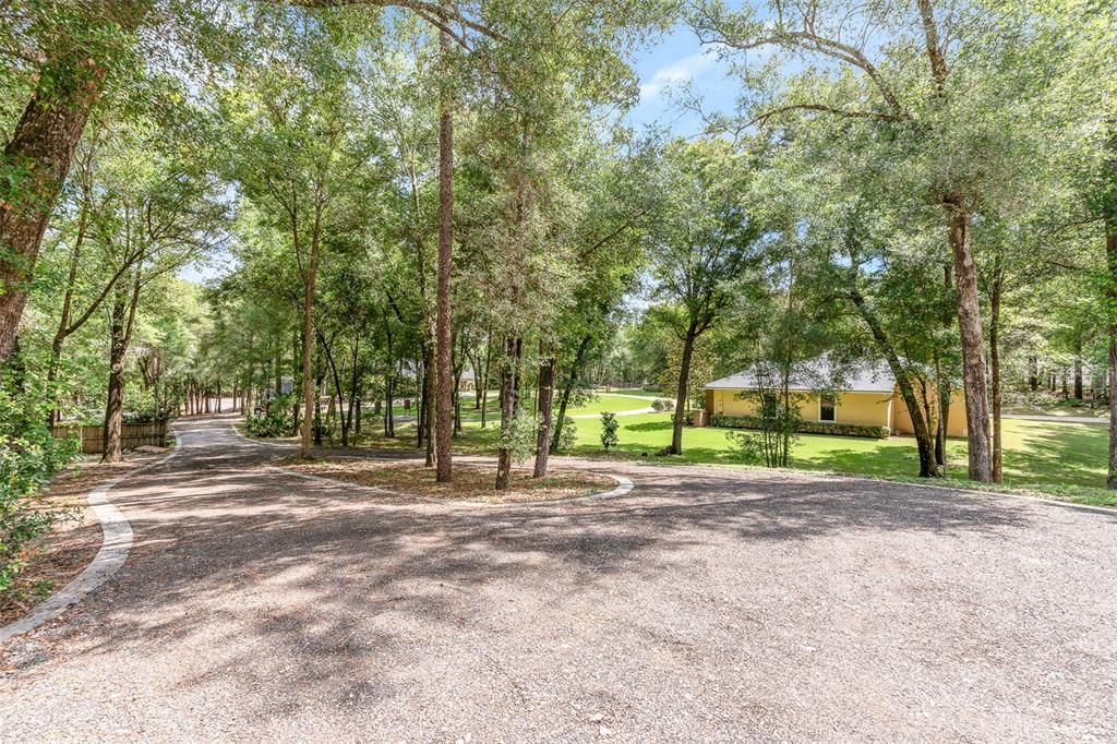For Sale: $819,000 (4 beds, 2 baths, 2577 Square Feet)