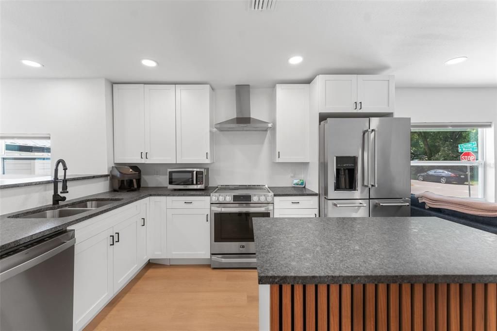 For Sale: $448,000 (4 beds, 0 baths, 1322 Square Feet)