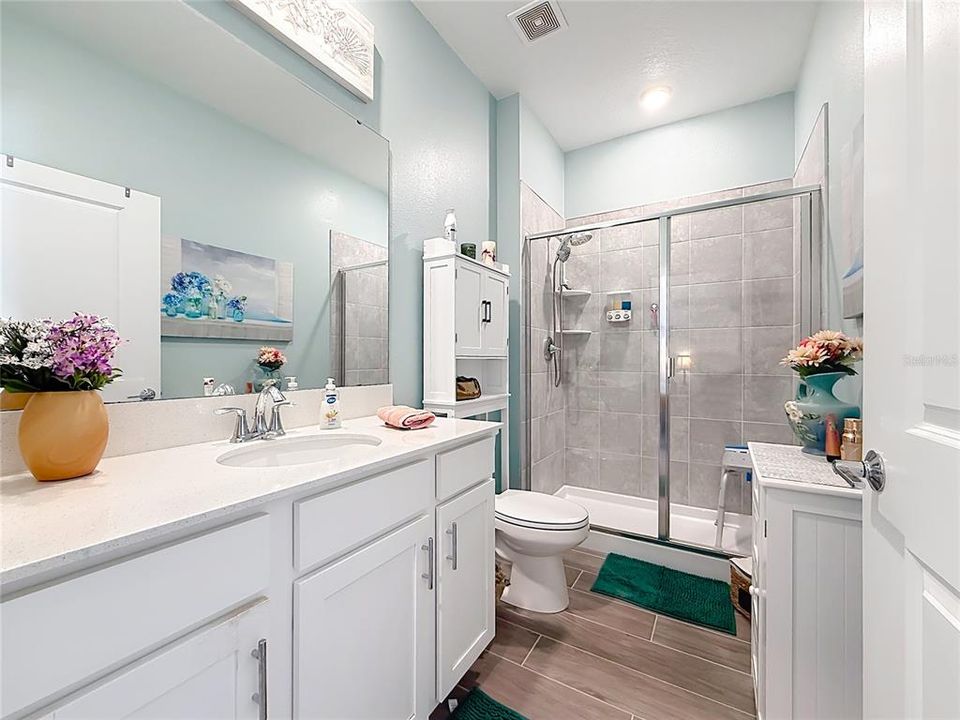 Active With Contract: $599,999 (5 beds, 3 baths, 3453 Square Feet)