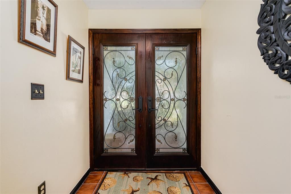 For Sale: $699,000 (4 beds, 4 baths, 2824 Square Feet)