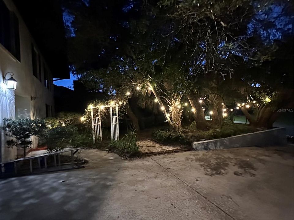 En Venta: $695,000 (4 camas, 4 baños, 2824 Pies cuadrados)
