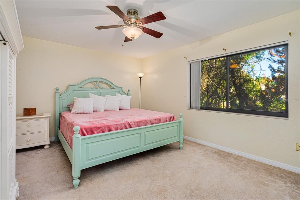 For Sale: $699,000 (4 beds, 4 baths, 2824 Square Feet)