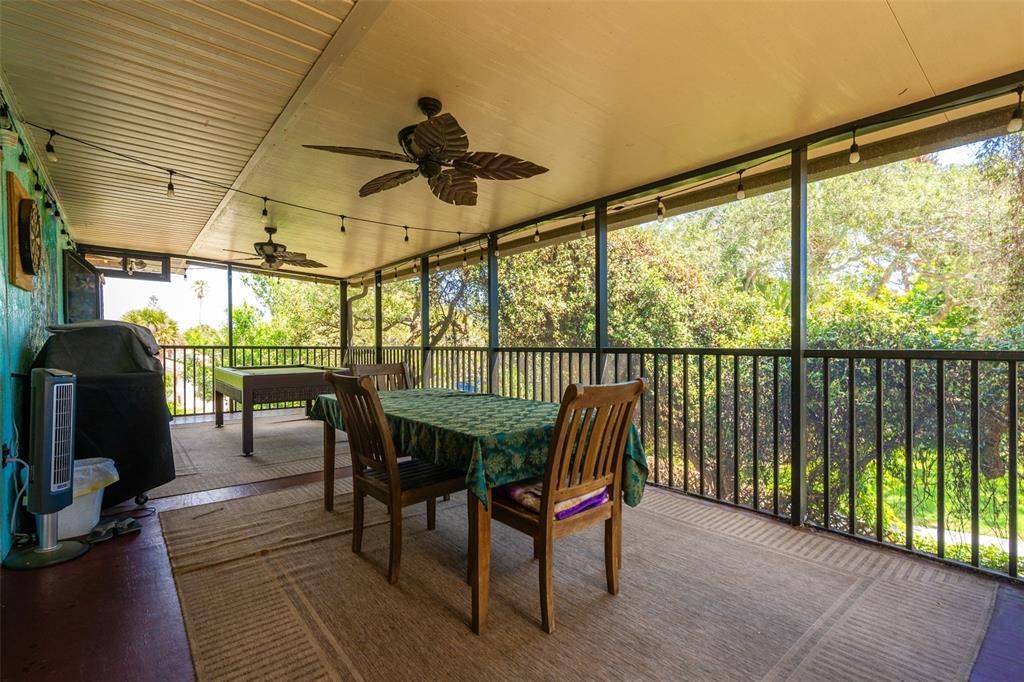 For Sale: $699,000 (4 beds, 4 baths, 2824 Square Feet)