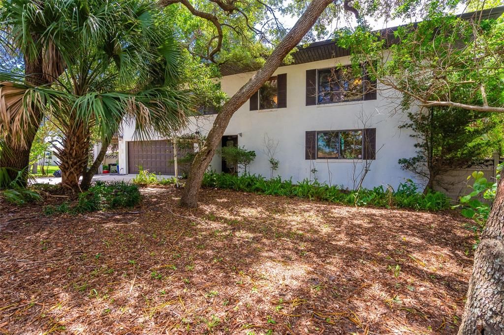 For Sale: $699,000 (4 beds, 4 baths, 2824 Square Feet)