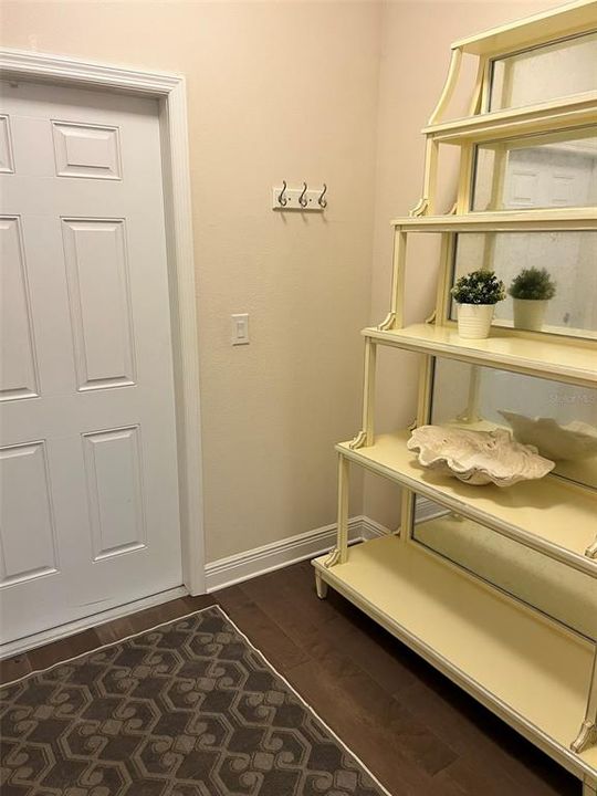 For Rent: $4,200 (3 beds, 2 baths, 1677 Square Feet)