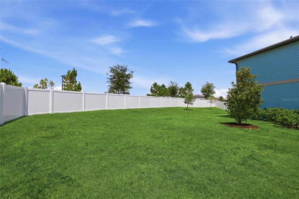 For Sale: $514,900 (4 beds, 2 baths, 2406 Square Feet)