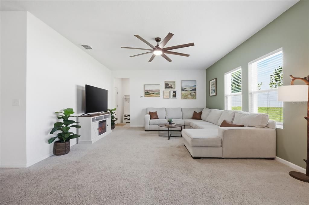 For Sale: $514,900 (4 beds, 2 baths, 2406 Square Feet)