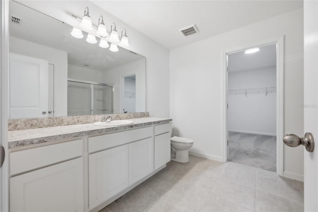 For Sale: $514,900 (4 beds, 2 baths, 2406 Square Feet)