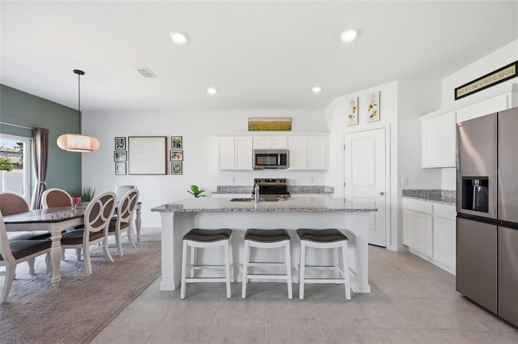 For Sale: $514,900 (4 beds, 2 baths, 2406 Square Feet)