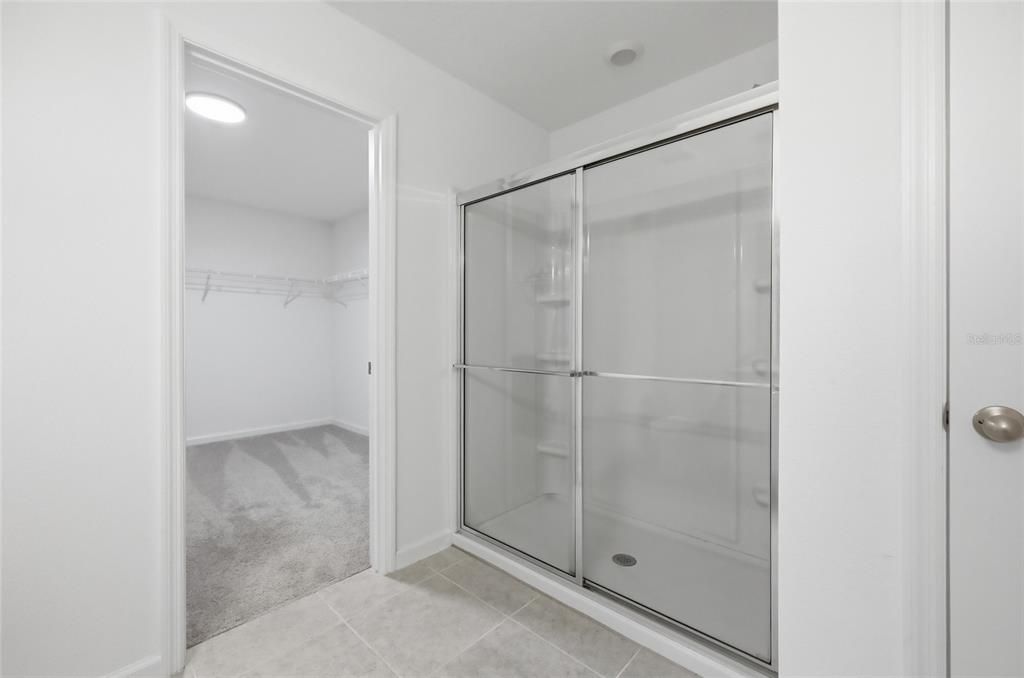 For Sale: $514,900 (4 beds, 2 baths, 2406 Square Feet)