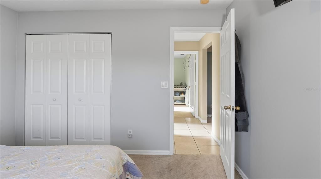For Sale: $390,000 (3 beds, 2 baths, 1476 Square Feet)