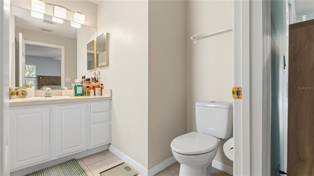 For Sale: $390,000 (3 beds, 2 baths, 1476 Square Feet)