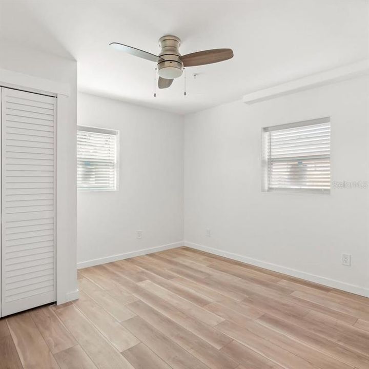 For Rent: $2,250 (2 beds, 1 baths, 700 Square Feet)