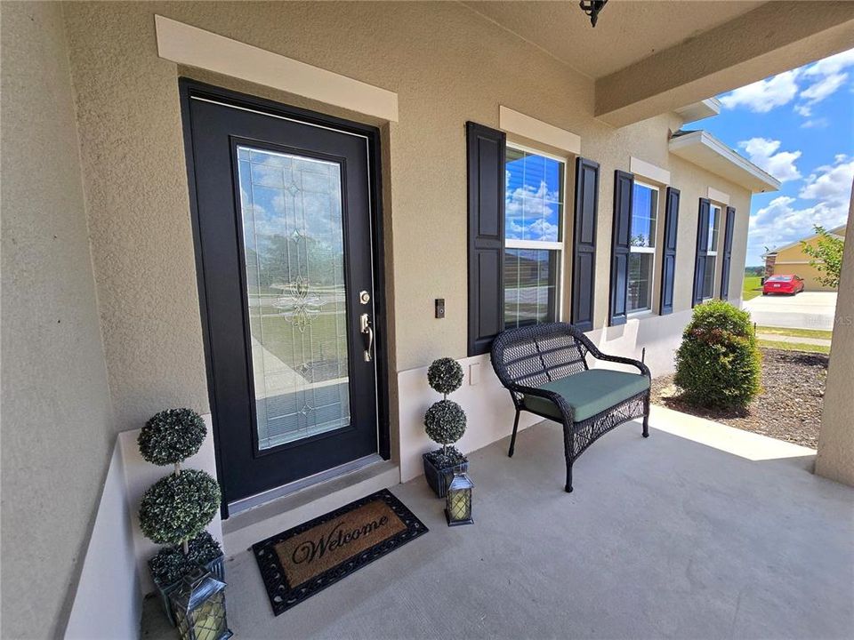 For Sale: $324,900 (3 beds, 2 baths, 1600 Square Feet)