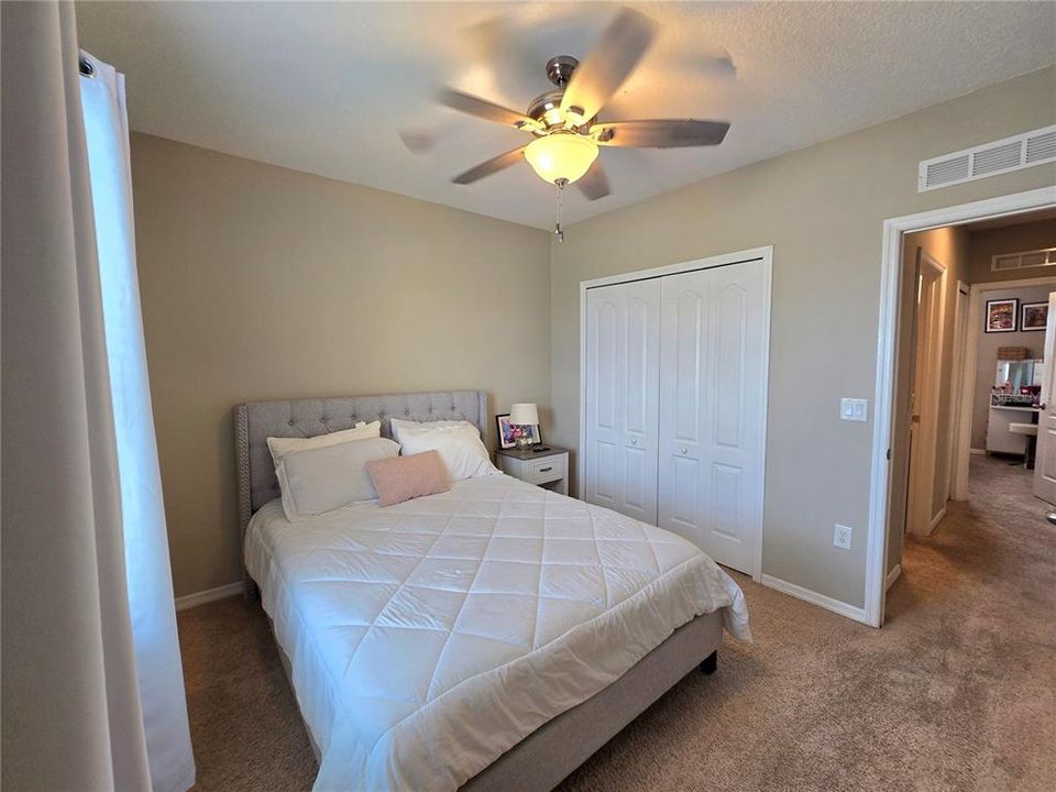 For Sale: $324,900 (3 beds, 2 baths, 1600 Square Feet)