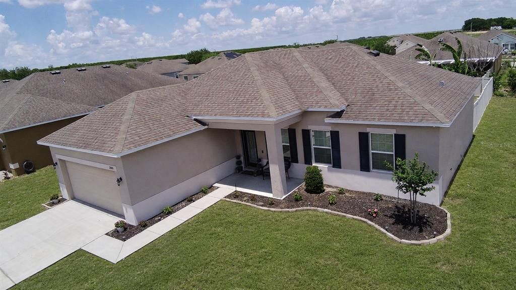 For Sale: $324,900 (3 beds, 2 baths, 1600 Square Feet)