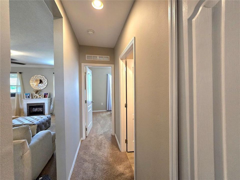 For Sale: $324,900 (3 beds, 2 baths, 1600 Square Feet)
