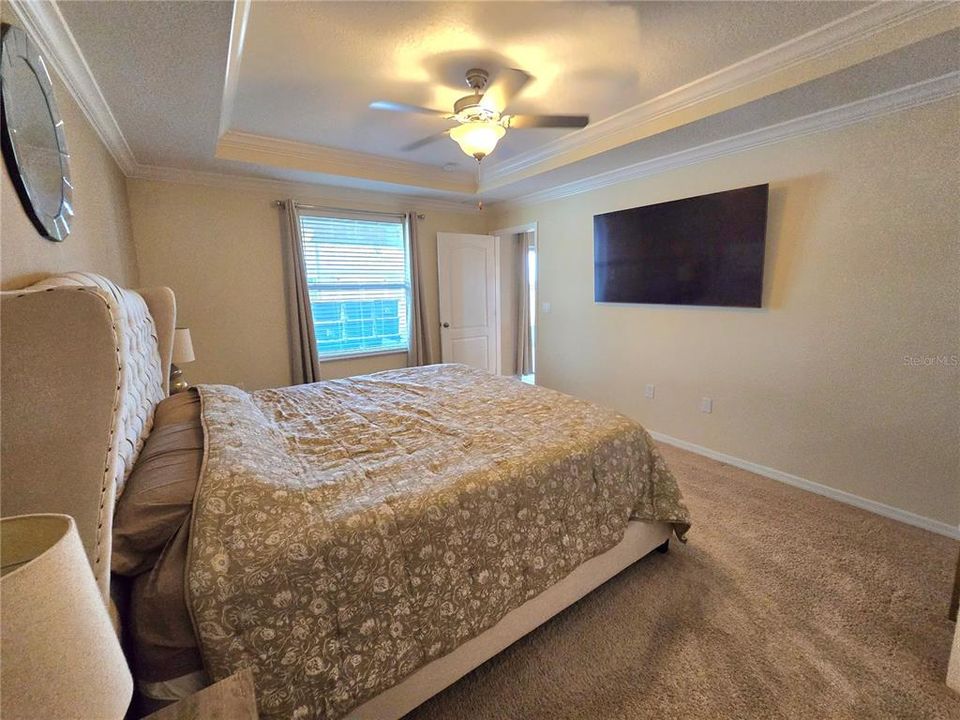 For Sale: $324,900 (3 beds, 2 baths, 1600 Square Feet)