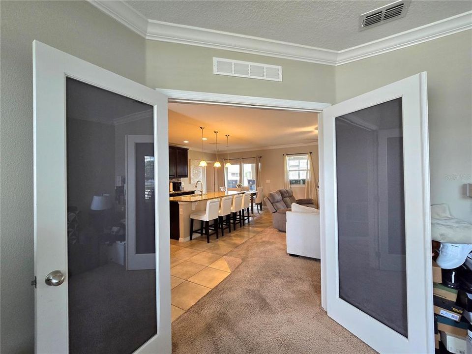 For Sale: $324,900 (3 beds, 2 baths, 1600 Square Feet)