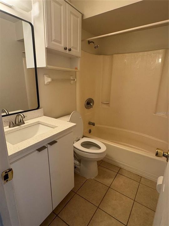 En Venta: $204,900 (2 camas, 2 baños, 918 Pies cuadrados)