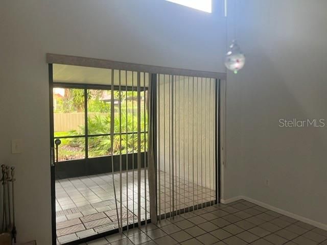 En Venta: $218,000 (2 camas, 2 baños, 1224 Pies cuadrados)