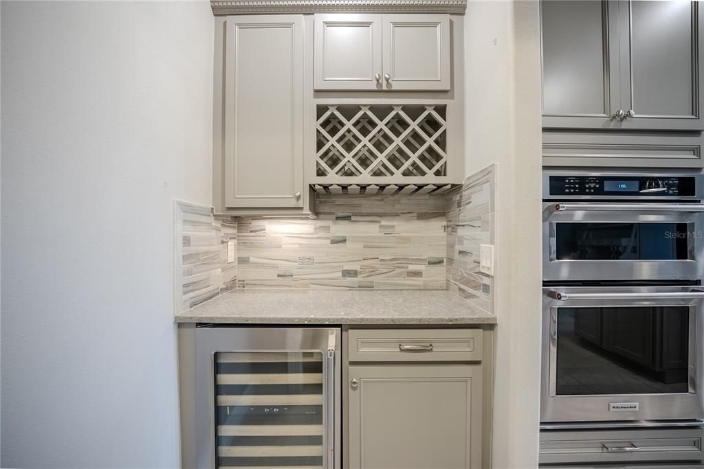 Activo con contrato: $409,904 (2 camas, 2 baños, 1978 Pies cuadrados)