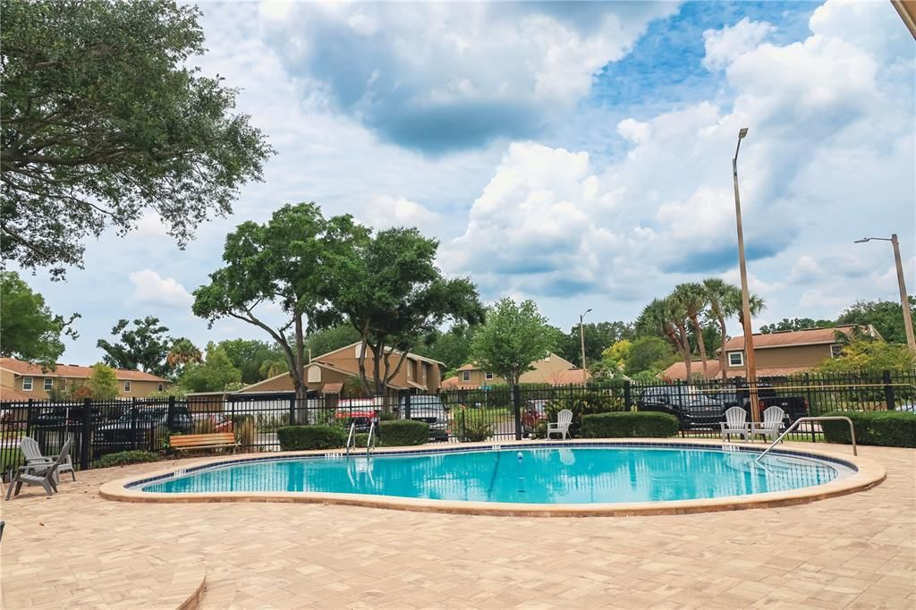 For Sale: $175,000 (3 beds, 1 baths, 1296 Square Feet)