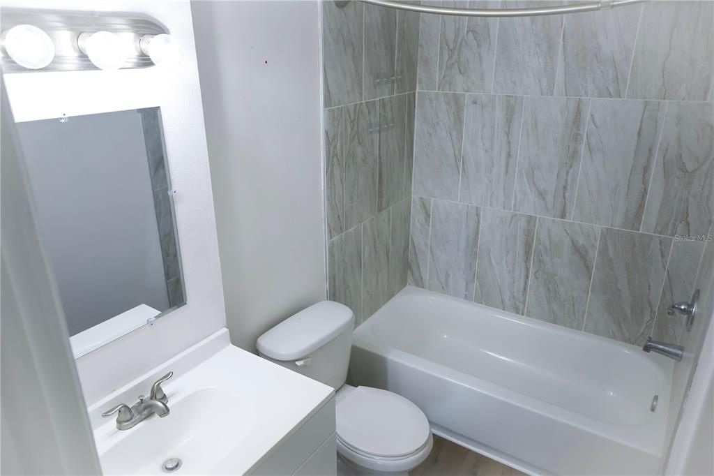 For Sale: $175,000 (3 beds, 1 baths, 1296 Square Feet)