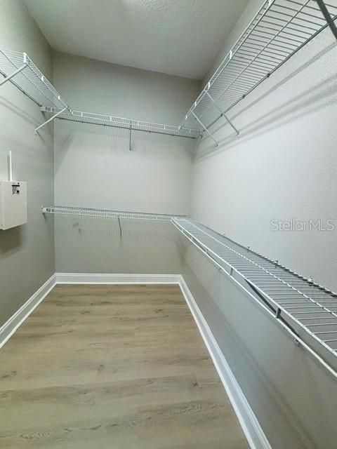 Activo con contrato: $3,195 (4 camas, 2 baños, 3171 Pies cuadrados)