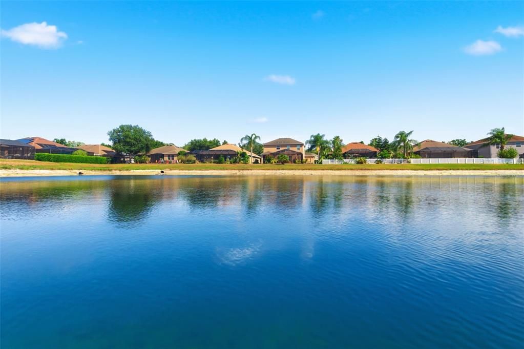 For Sale: $550,000 (4 beds, 3 baths, 2484 Square Feet)