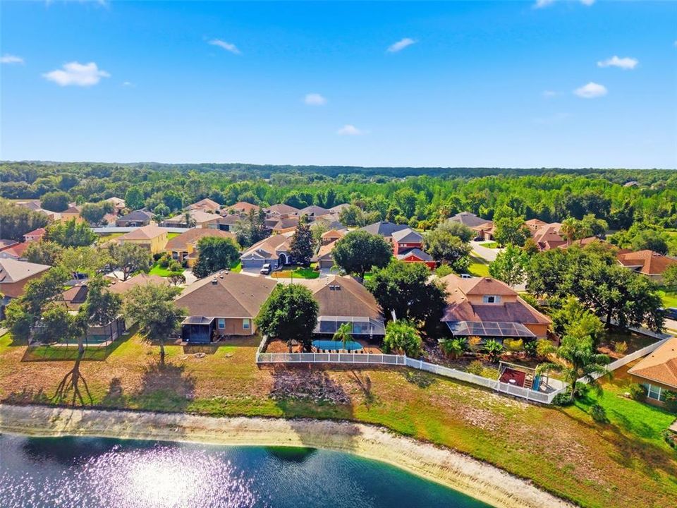 For Sale: $550,000 (4 beds, 3 baths, 2484 Square Feet)