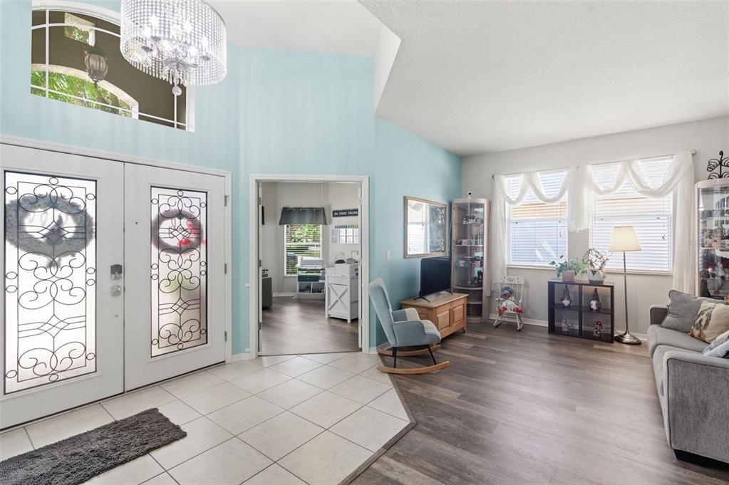 For Sale: $550,000 (4 beds, 3 baths, 2484 Square Feet)