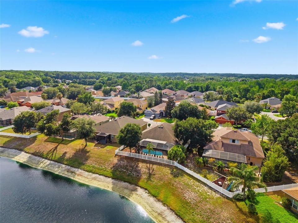 For Sale: $550,000 (4 beds, 3 baths, 2484 Square Feet)