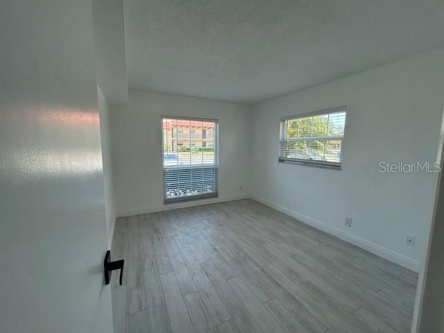 For Rent: $1,600 (2 beds, 2 baths, 970 Square Feet)