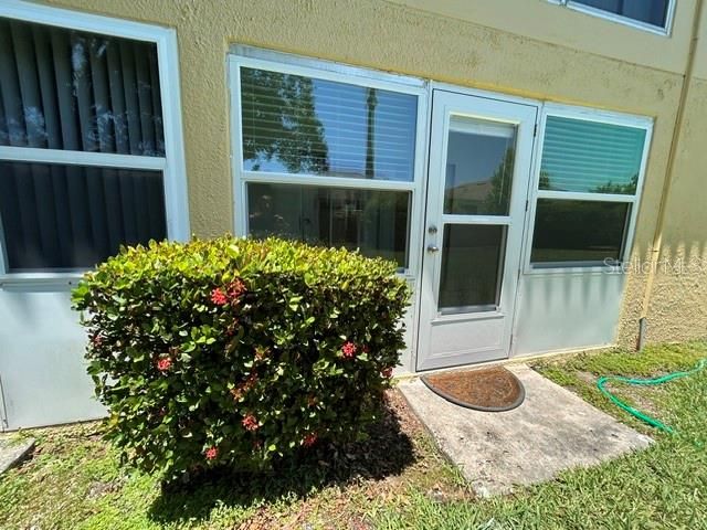 For Rent: $1,600 (2 beds, 2 baths, 970 Square Feet)