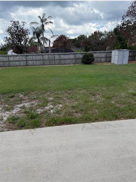 Activo con contrato: $379,000 (4 camas, 2 baños, 1376 Pies cuadrados)